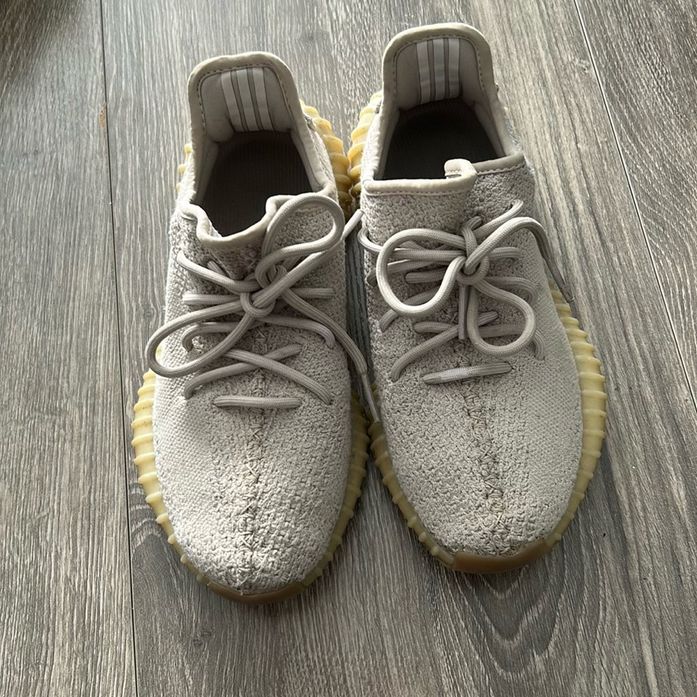 Adidas Yeezy Boost 350 V2 Cream Sneakers